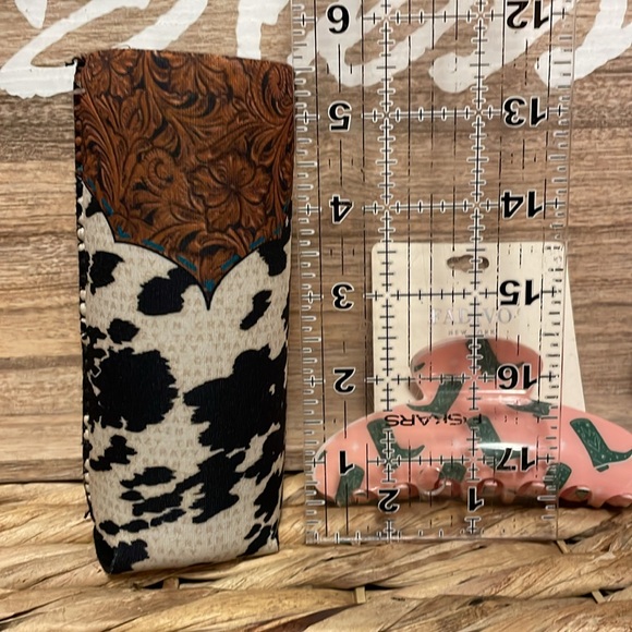 New, Cowhide Can Cooler, Western & Boots Claw Clip - Picture 3 of 6